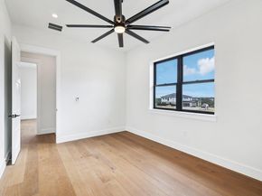 6006 Silent Nova VW, Austin TX 78730