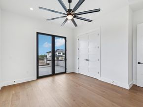 6006 Silent Nova VW, Austin TX 78730