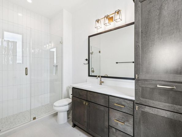 6006 Silent Nova VW, Austin TX 78730