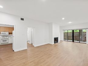 409 E 38th ST 101, Austin TX 78705