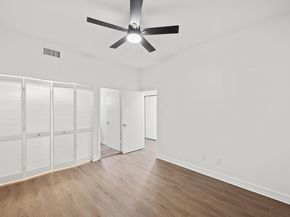 409 E 38th ST 101, Austin TX 78705
