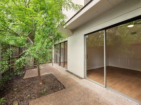 409 E 38th ST 101, Austin TX 78705