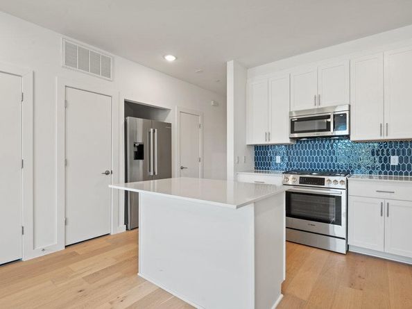 3613 Jetson WAY 1103, Austin TX 78723