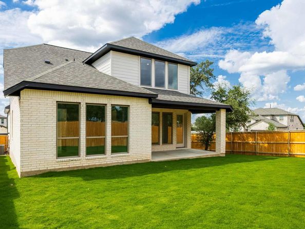 224 Spring Bluff LN, Georgetown TX 78628