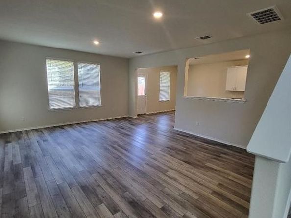 79 W Pacific Loon ST, Leander TX 78641