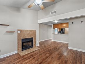 806 W 24th ST 326, Austin TX 78705