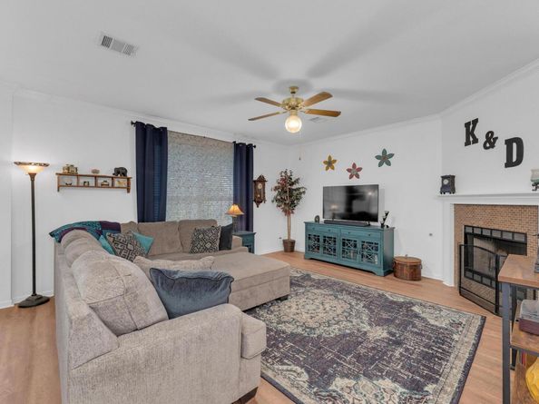 1306 Julies WALK, Pflugerville TX 78660