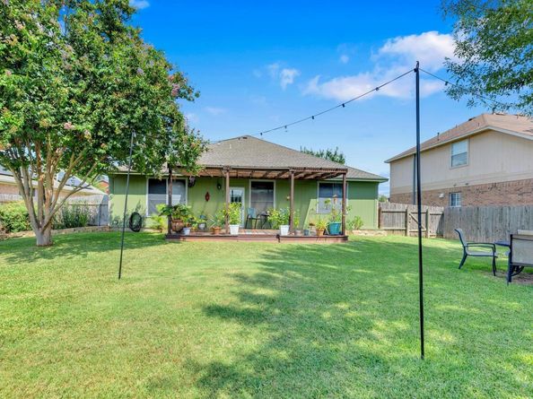 1306 Julies WALK, Pflugerville TX 78660