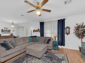 1306 Julies WALK, Pflugerville TX 78660
