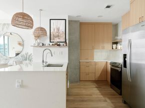 360 Nueces ST 1018, Austin TX 78701