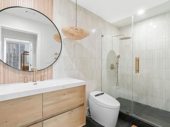 360 Nueces ST 1018, Austin TX 78701
