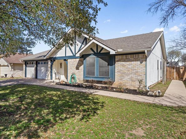 2624 Oak Meadow DR, Round Rock TX 78681