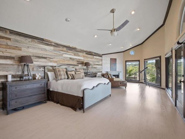925 Challenger, Lakeway TX 78734
