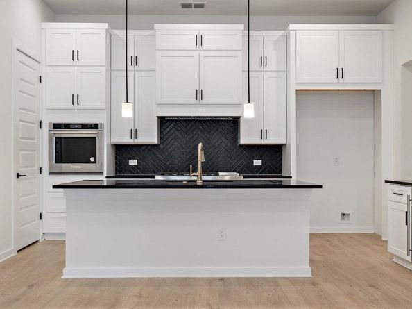 4212 Endurance WAY, Austin TX 78731