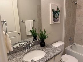 9400 Bayshore BND, Austin TX 78726