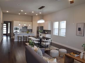 9400 Bayshore BND, Austin TX 78726