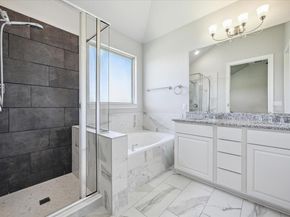 9400 Bayshore BND, Austin TX 78726