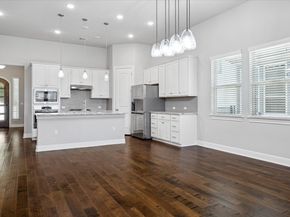 9400 Bayshore BND, Austin TX 78726