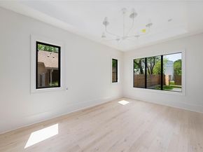3306 Larry LN A, Austin TX 78722