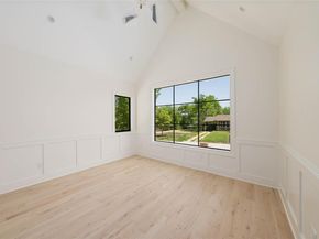 3306 Larry LN A, Austin TX 78722