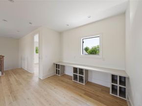 3306 Larry LN A, Austin TX 78722
