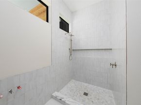 3306 Larry LN A, Austin TX 78722