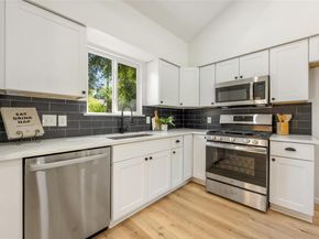 6209 Reicher DR, Austin TX 78723