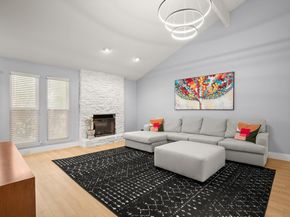 2217 Onion Creek PKWY 104, Austin TX 78747