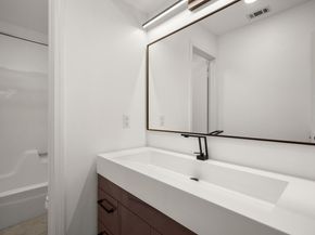 2217 Onion Creek PKWY 104, Austin TX 78747