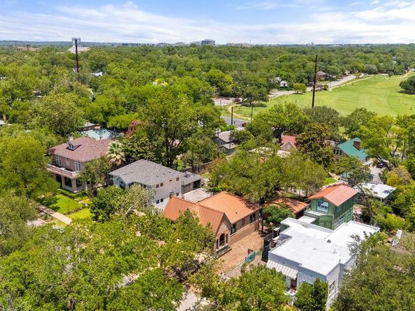 704 Texas Ave, Austin TX 78705