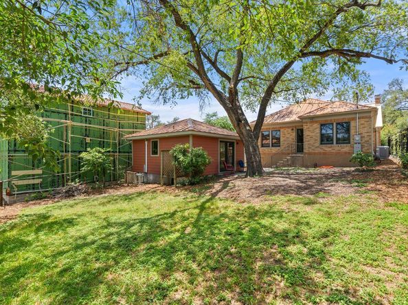 704 Texas Ave, Austin TX 78705