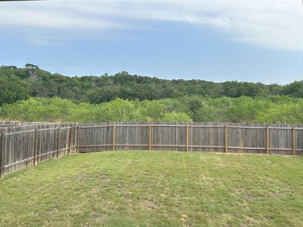 804 Goldilocks LN, Austin TX 78652