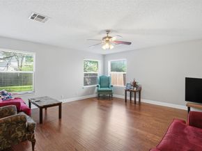 2106 Logan DR, Round Rock TX 78664
