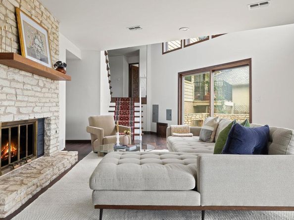 1922 Cypress PT W, Austin TX 78746