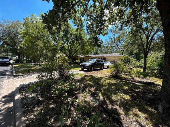 2707 White Horse TRL, Austin TX 78757