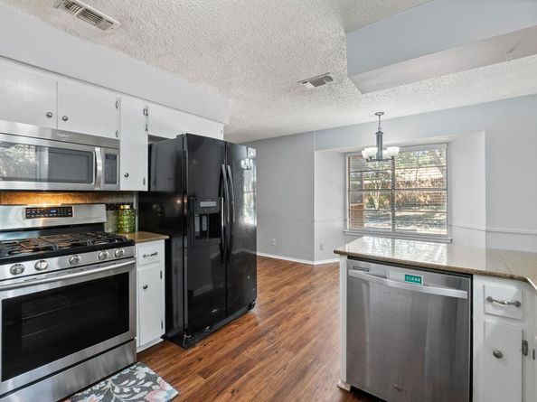 9806 Cottle DR, Austin TX 78753