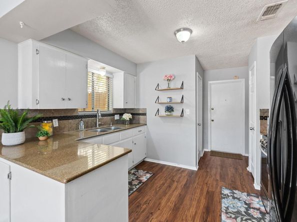 9806 Cottle DR, Austin TX 78753
