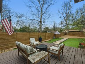 1405 Camelot CIR A, Austin TX 78745