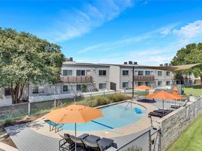 2200 Dickson DR 217, Austin TX 78704