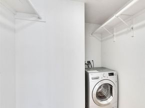 2200 Dickson DR 217, Austin TX 78704