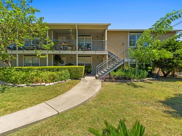 2450 Ashdale DR A204, Austin TX 78757