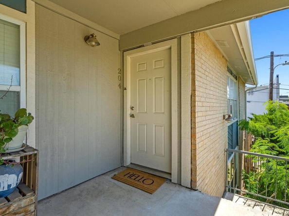 2450 Ashdale DR A204, Austin TX 78757