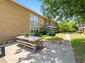 2450 Ashdale DR A204, Austin TX 78757