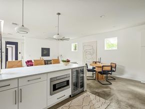 1182 Oakgrove Ave A, Austin TX 78702