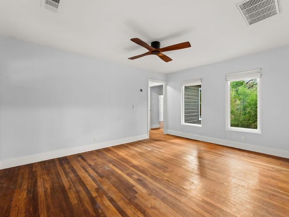 1904 S 6th ST, Austin TX 78704