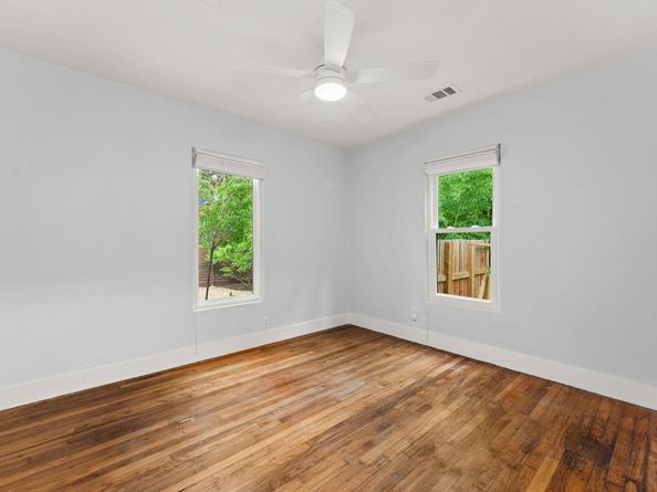 1904 S 6th ST, Austin TX 78704