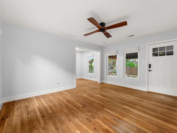 1904 S 6th ST, Austin TX 78704