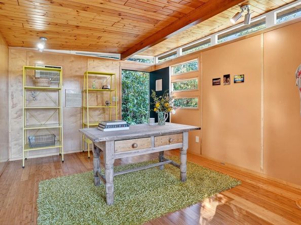 2112 Matterhorn LN, Austin TX 78704