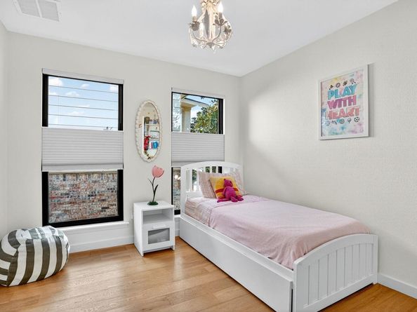 2112 Matterhorn LN, Austin TX 78704