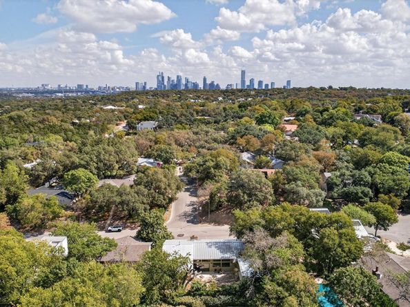 2112 Matterhorn LN, Austin TX 78704